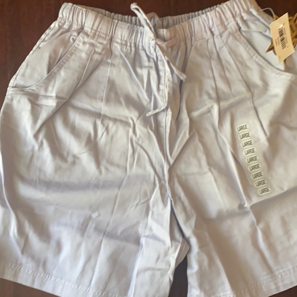 A.M.I. Shorts
